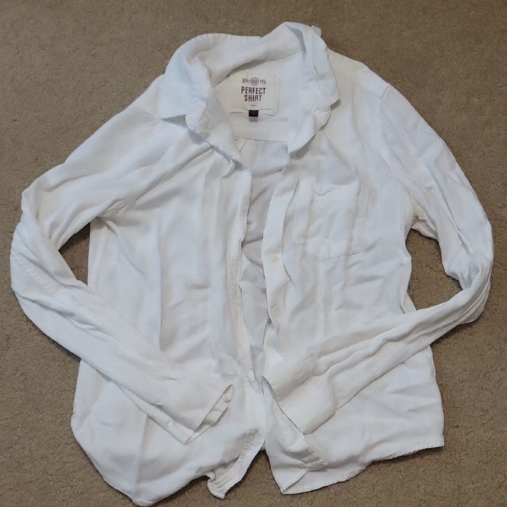 SO White Button-Up Perfect Shirt